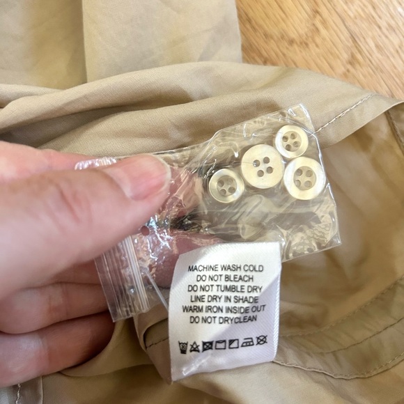 L’ACADEMIE lena blouse khaki revolve ruched cropped cotton button up NWT size S - Picture 9 of 11